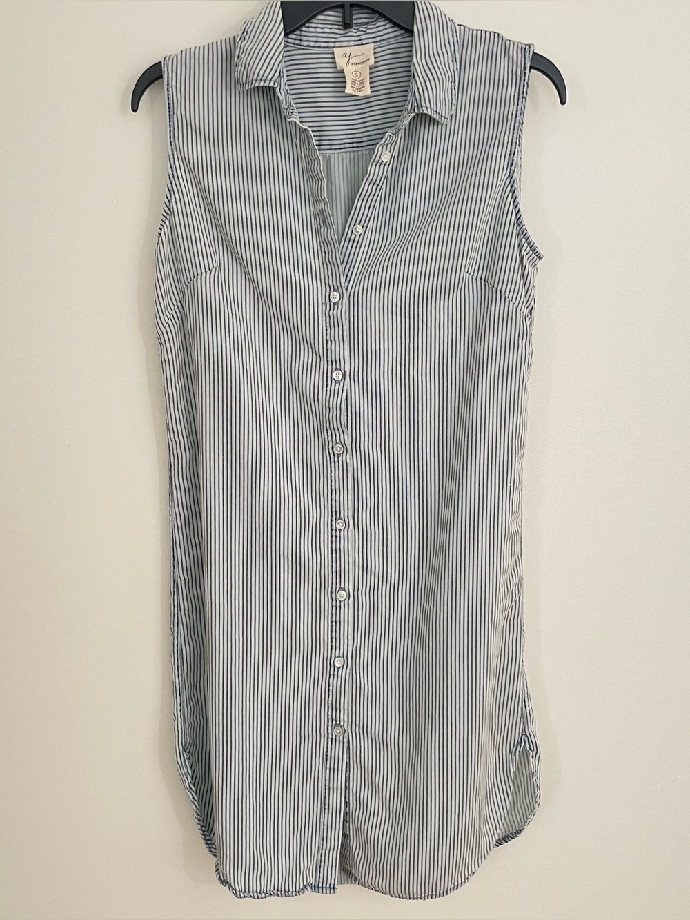 Andrea Jovine Sleeveless Striped Midi Dress in Light Blue and White Size S